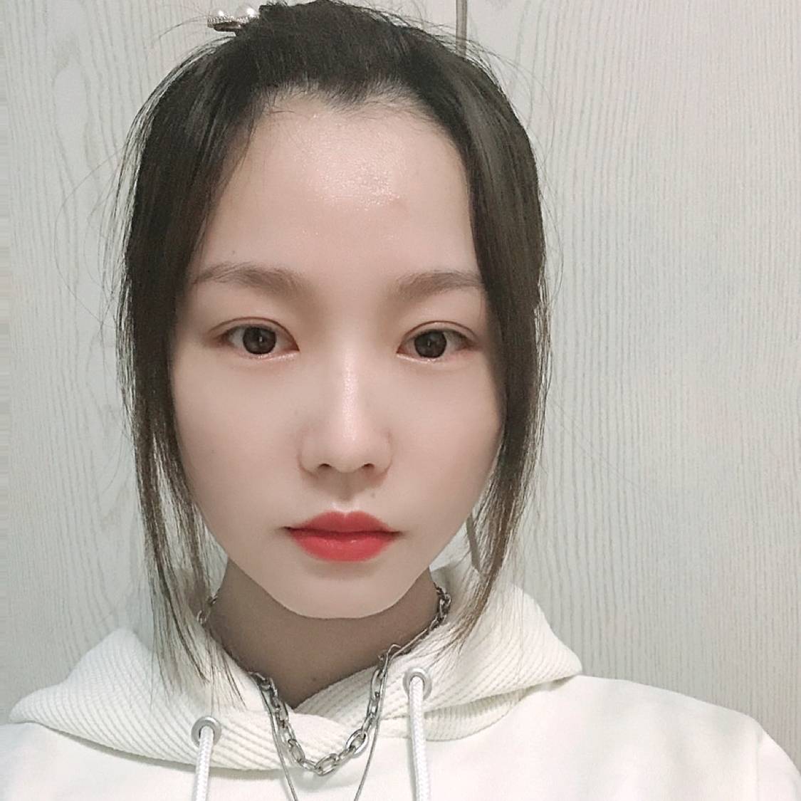 长颈鹿扯俊逸的照片