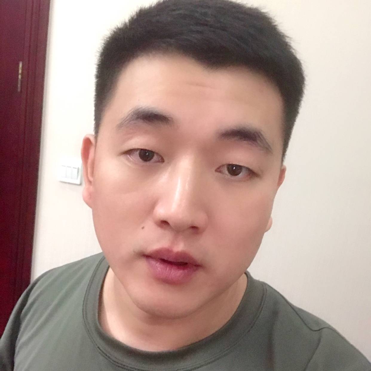 你得多喝开水的照片
