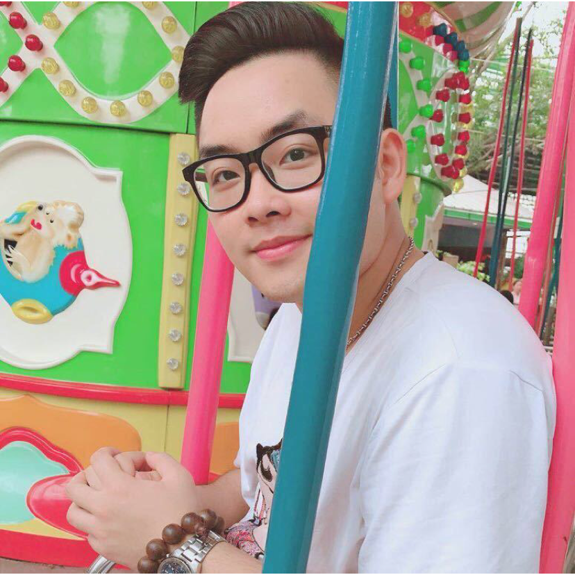 亮哥仔的照片