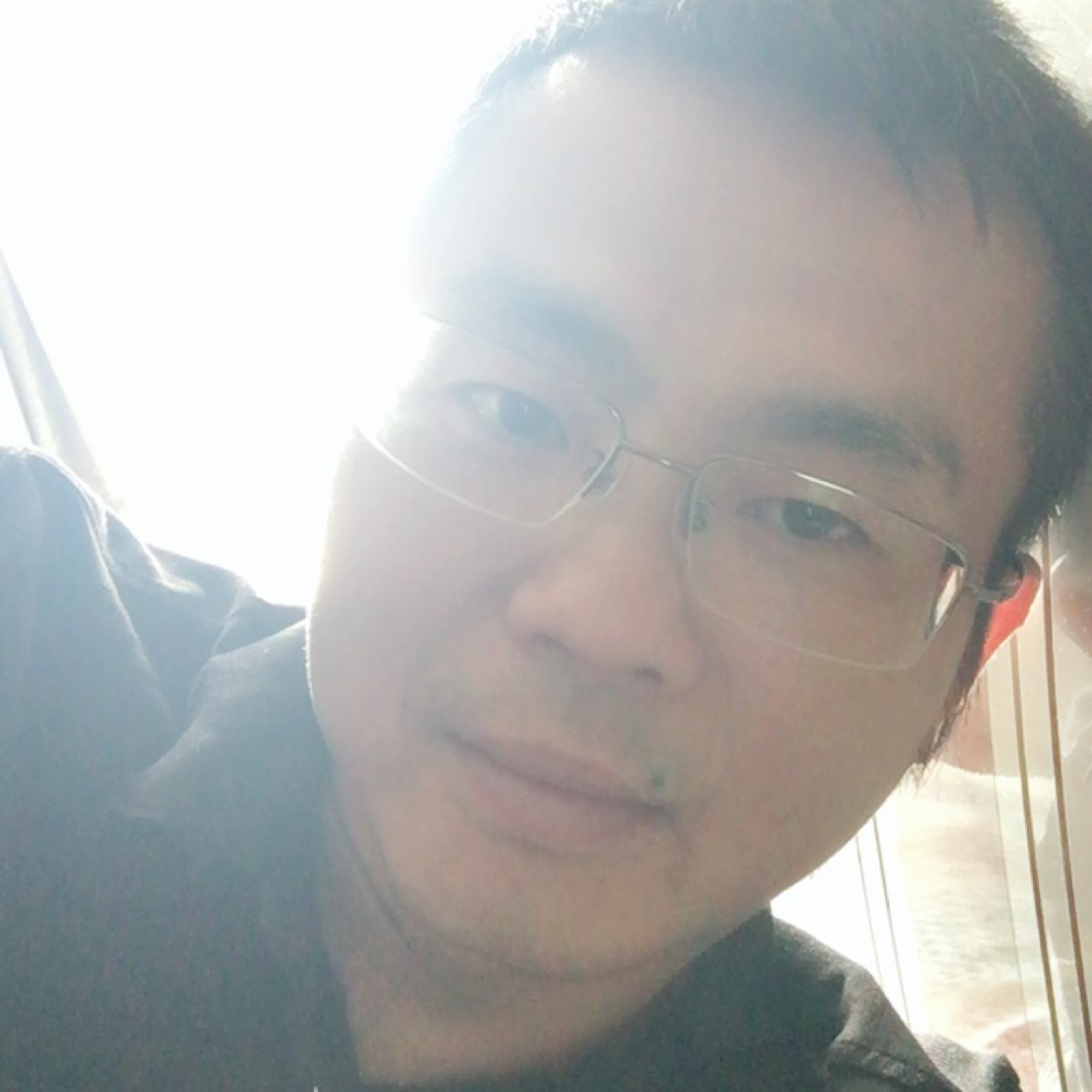 神勇和金毛的照片