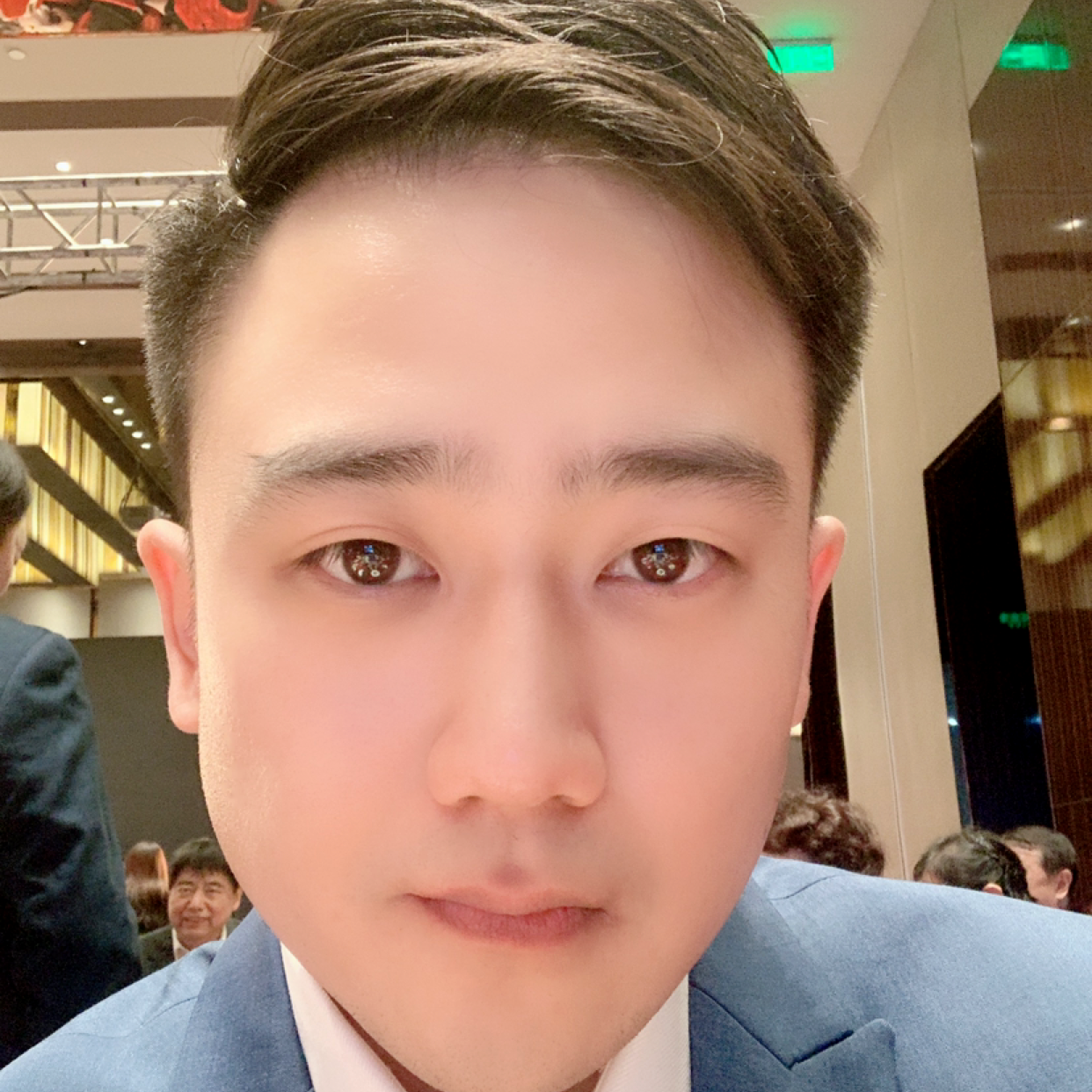 重生的王的照片