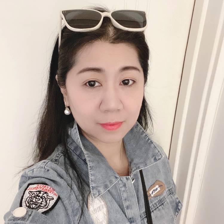 淡雅甜美的照片