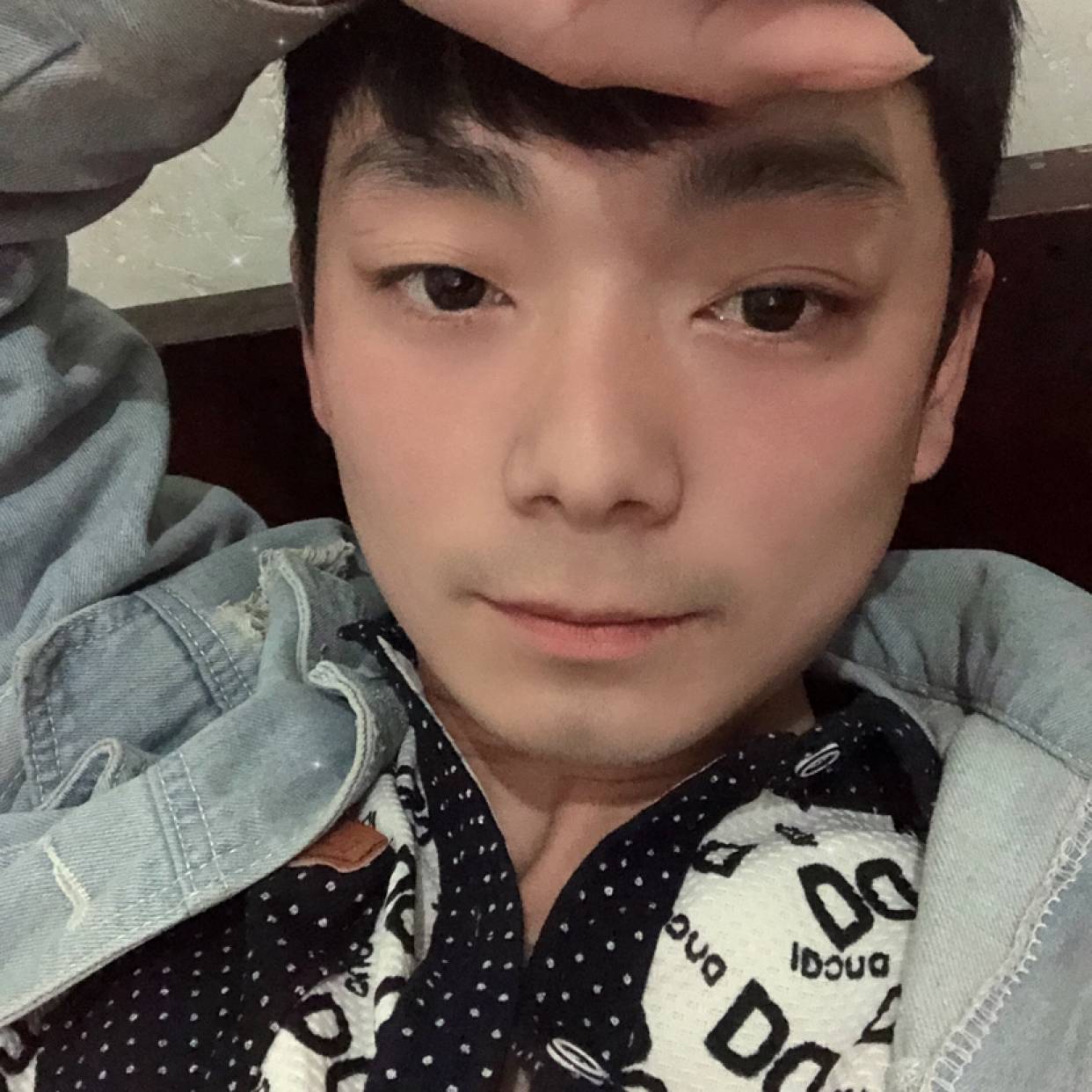 热情回眸呓语的照片