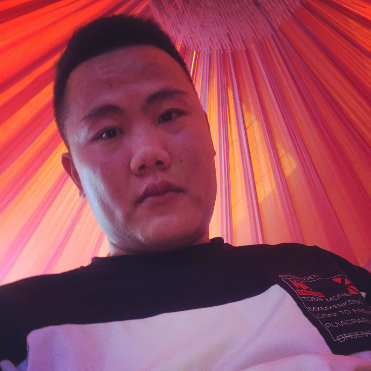 歹命的照片