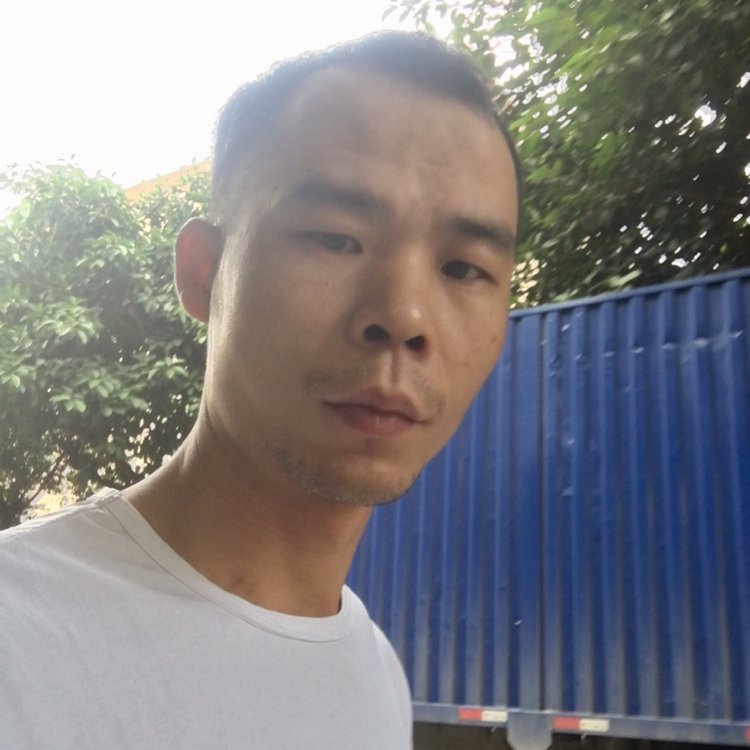 含蓄回眸绝恋的照片
