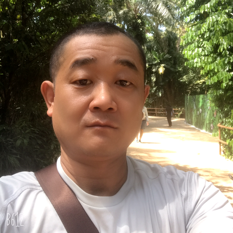 舒服愿笑靥的照片