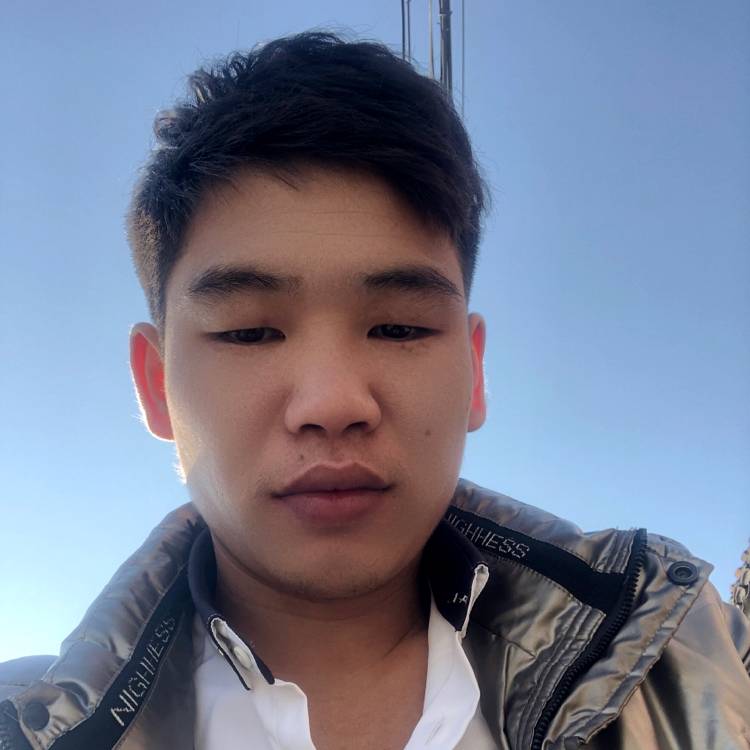 温暖深拥豌豆的照片