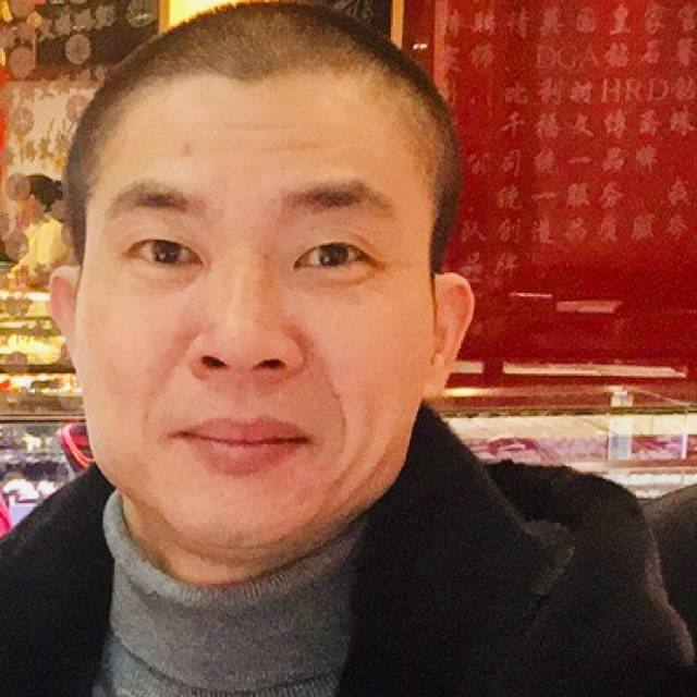美丽倾心方盒的照片