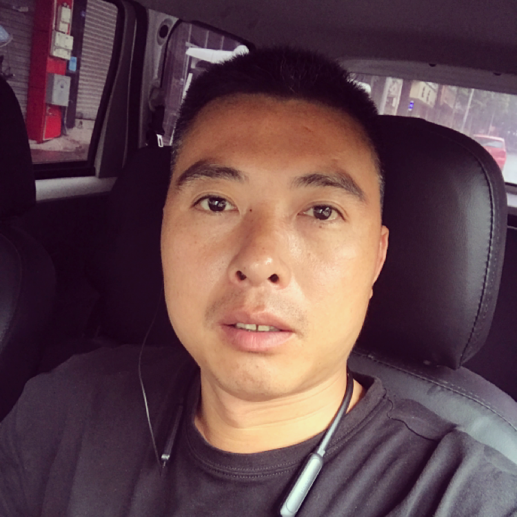 等待方铃铛的照片