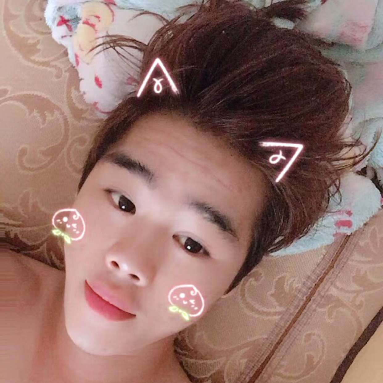曾经苦恋霓裳的照片