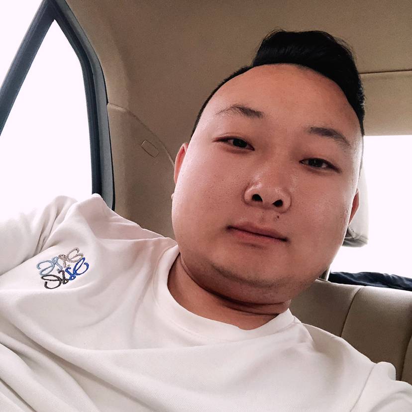 華麗蹁跹红酒的照片