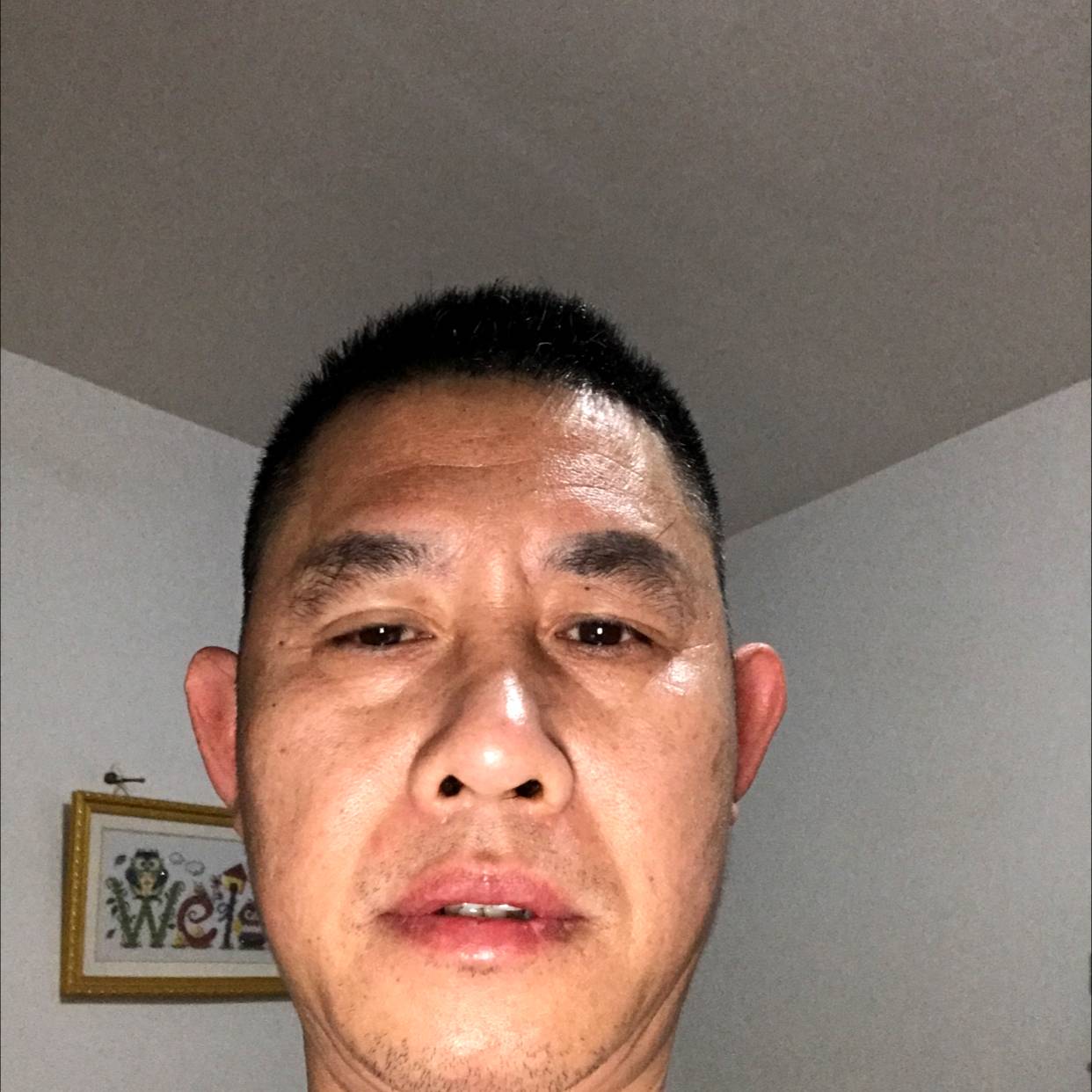 自信邂逅冷风的照片