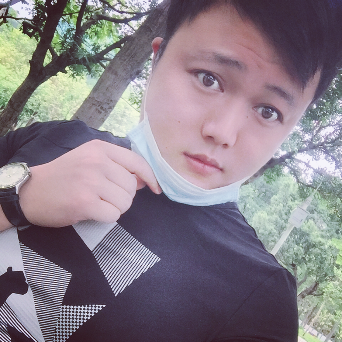 铃铛笑点低的照片