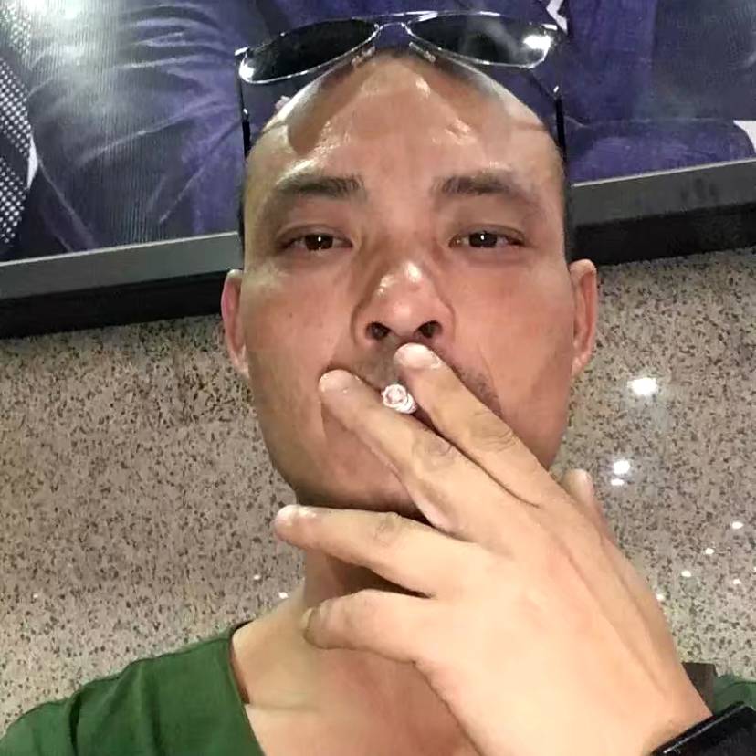 吉亿的照片
