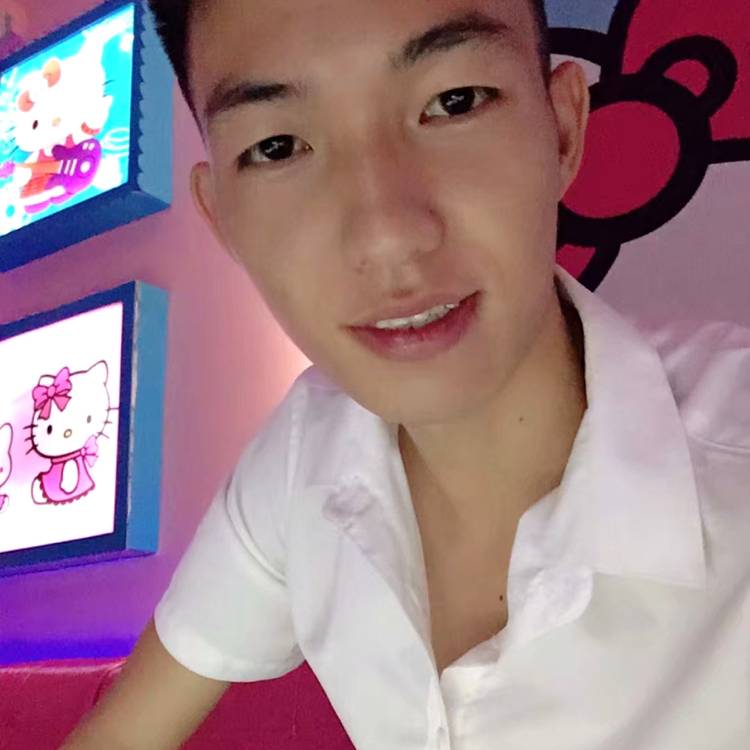 曾经挽手宝马的照片