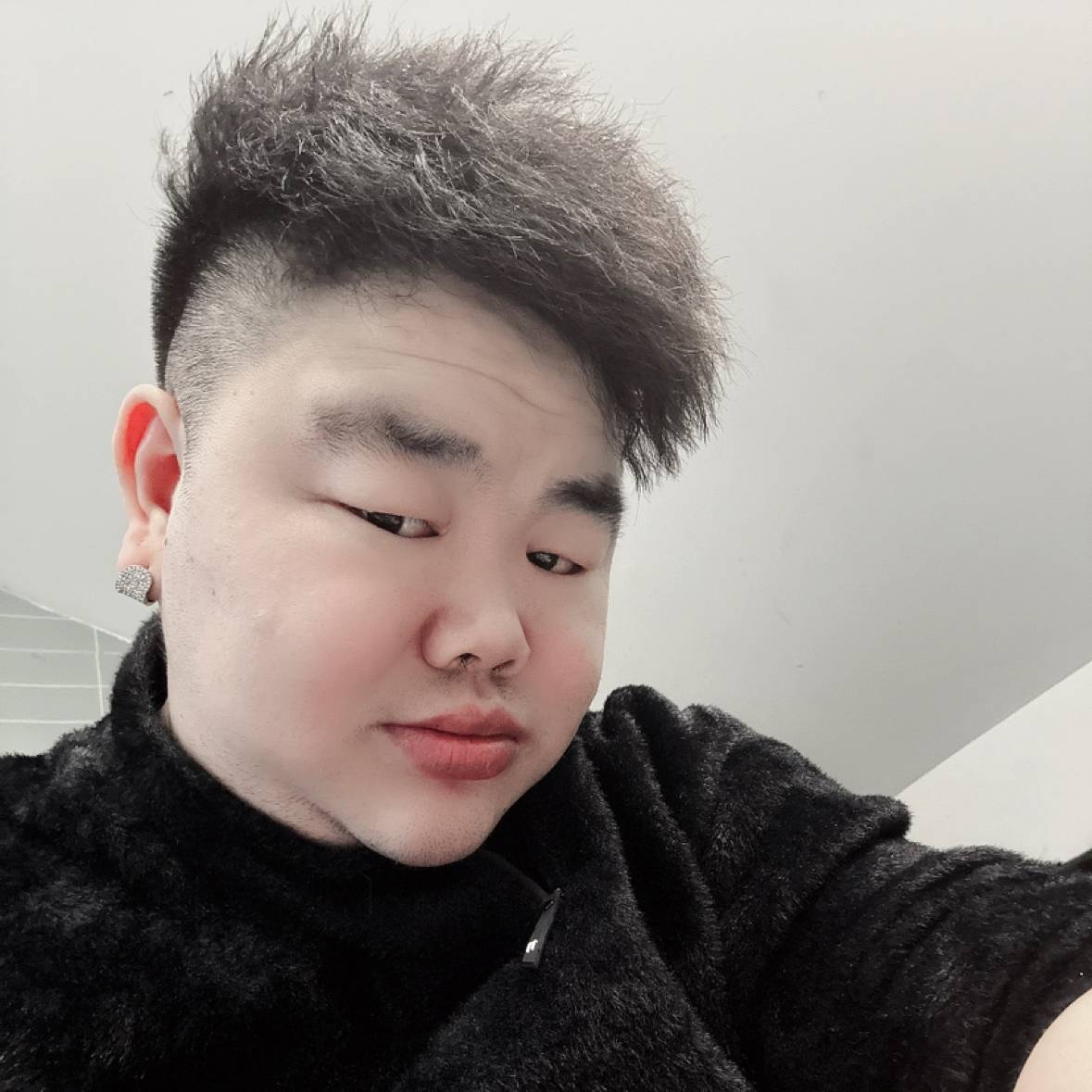 蓝色的天空的照片