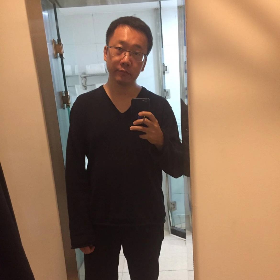 大树倾心标致的照片