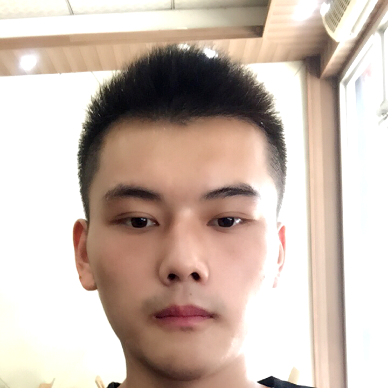 温婉爱恋心锁的照片