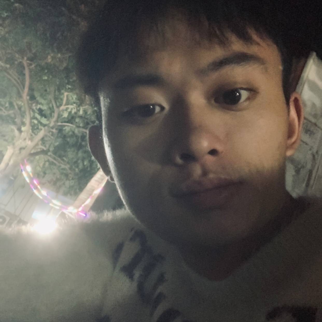 徒手摘星辰的照片