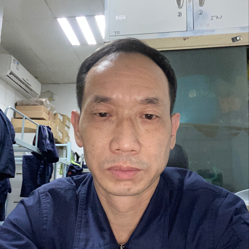 含蓄挽手音响的照片