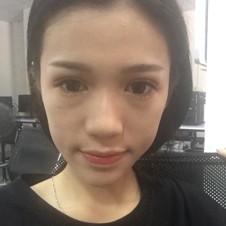 阿丽·的照片