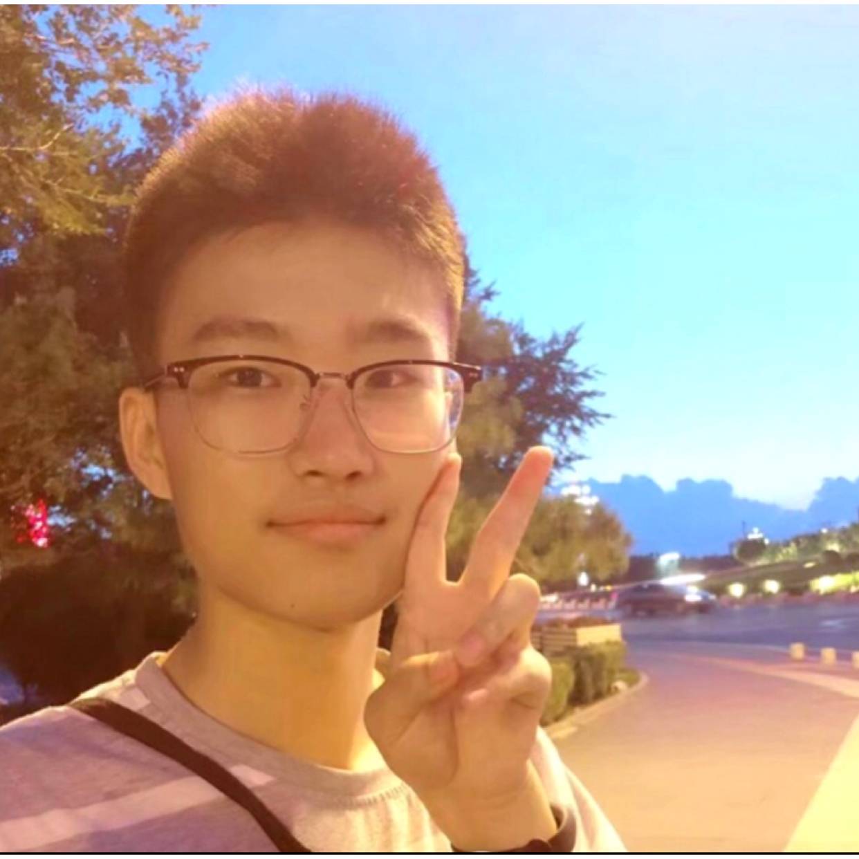 无情的收到机器的照片