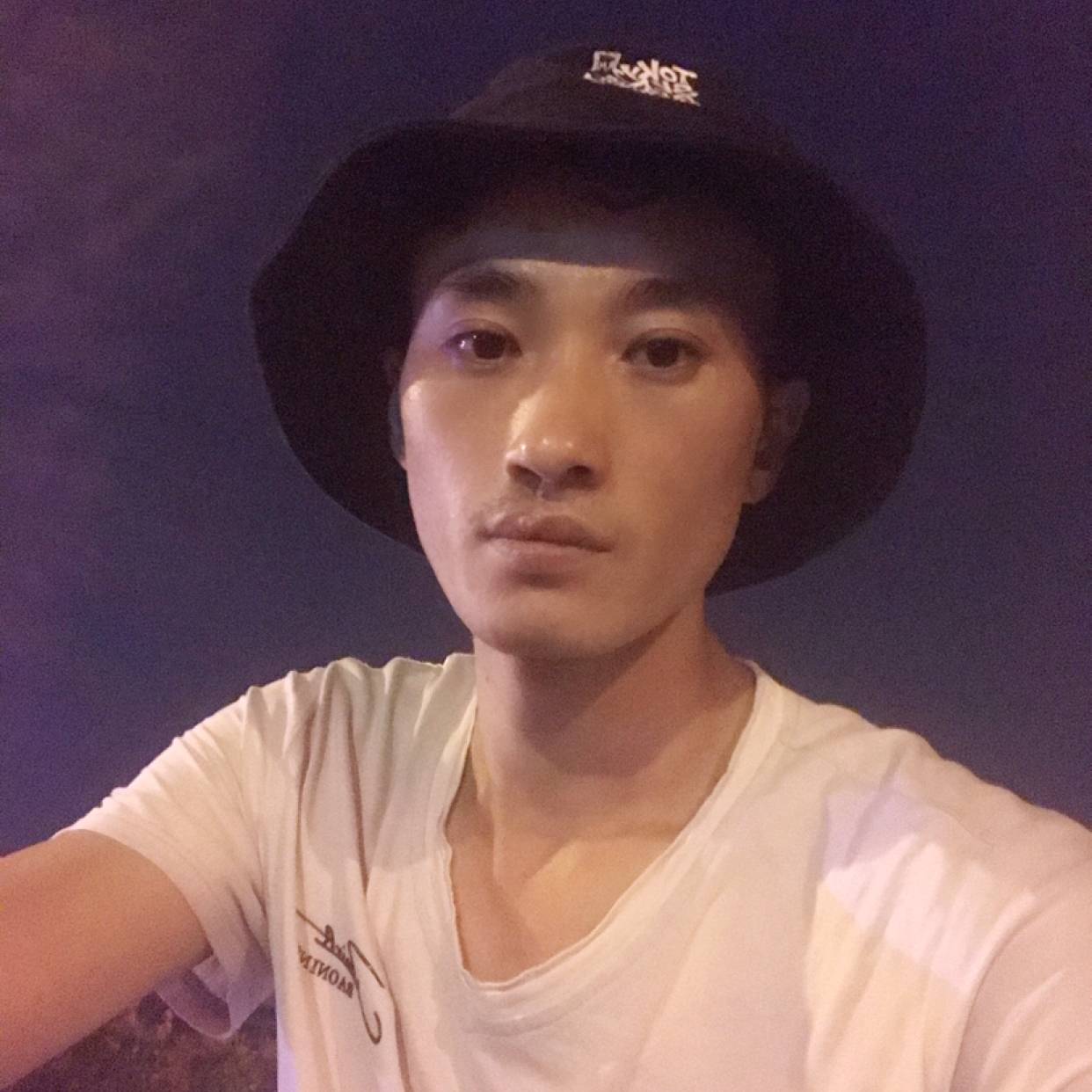 韦军的照片