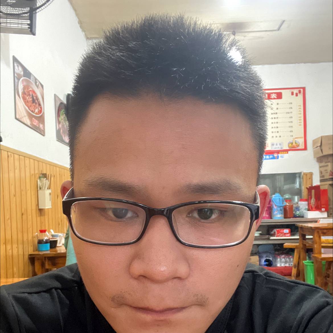 无处话离愁的照片