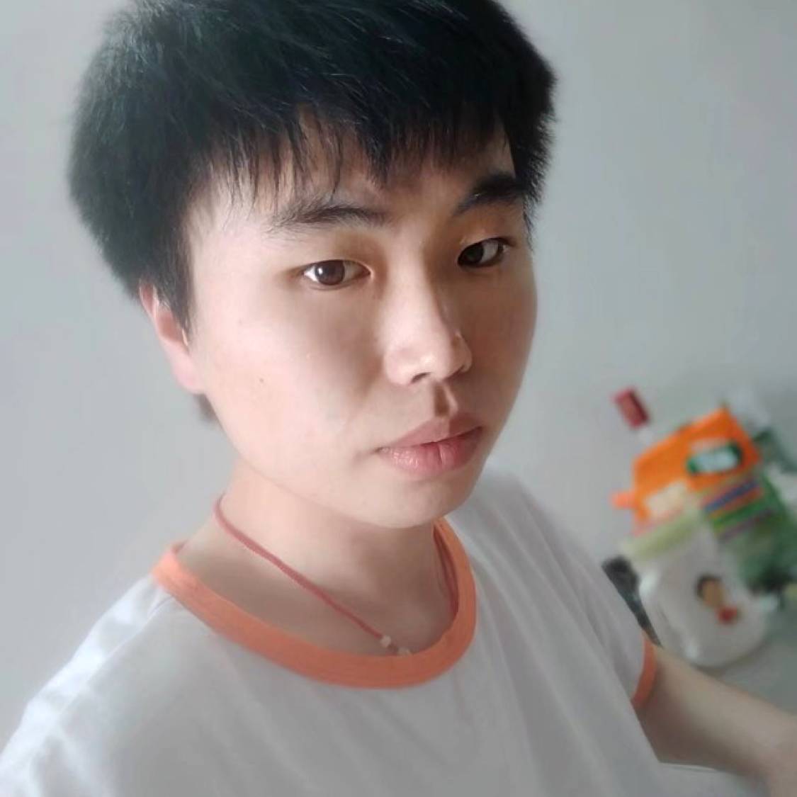 看海的天空的照片