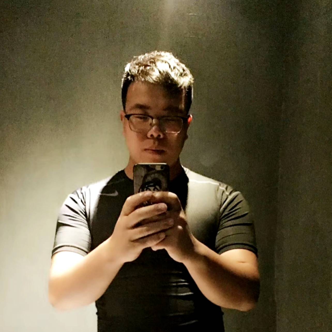 铁林;的照片