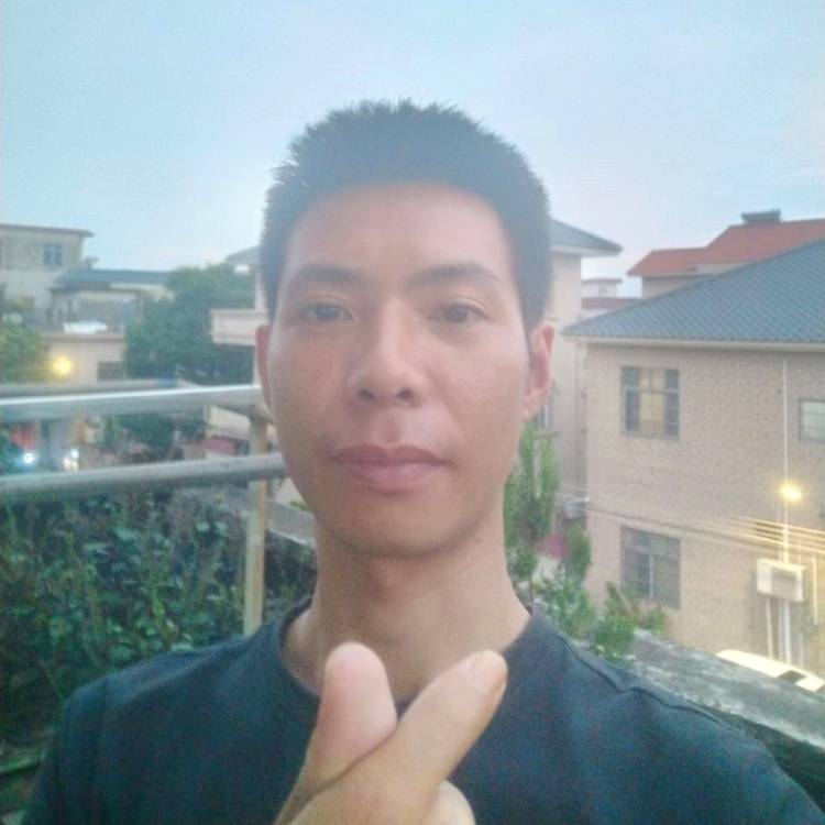 为梦想举杯的照片