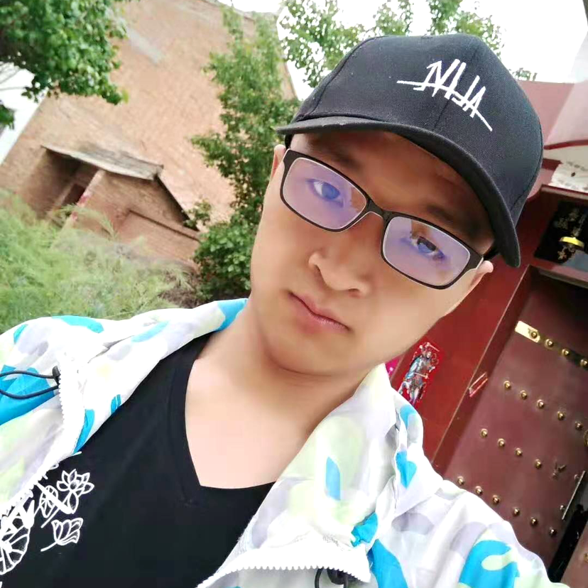 清秀等待蘩藜的照片