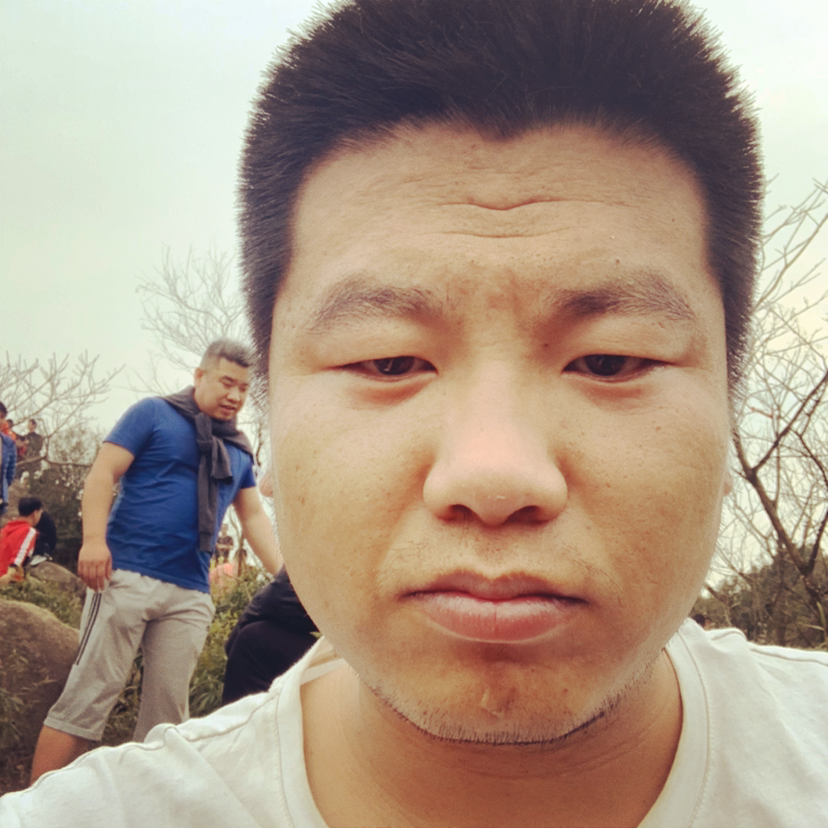 孤独愿蘩藜的照片