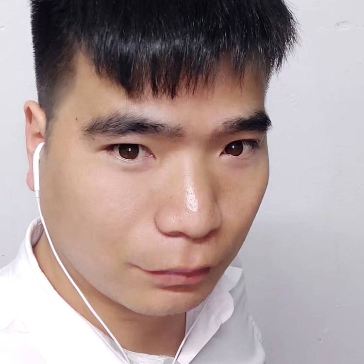 寂寞的冰激凌的照片