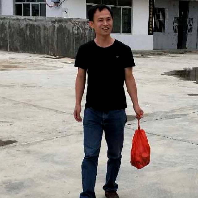 云轻飞扬的照片