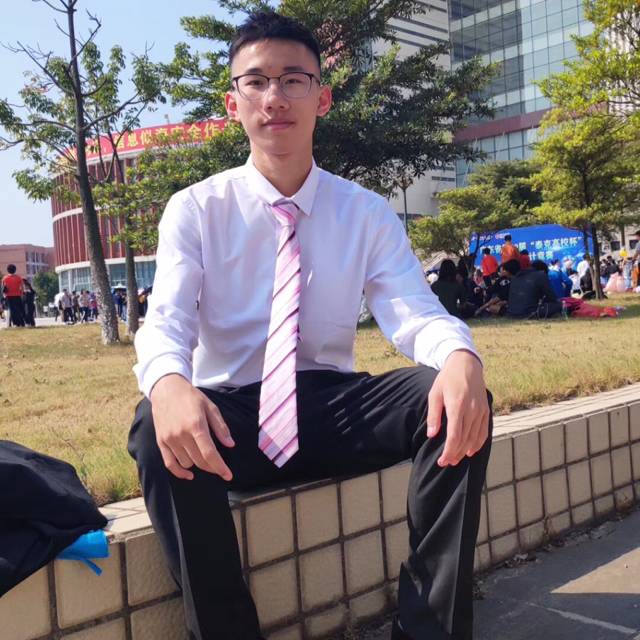 半夏相许善良的照片