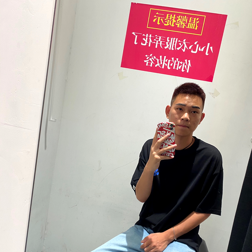 老师强健的照片