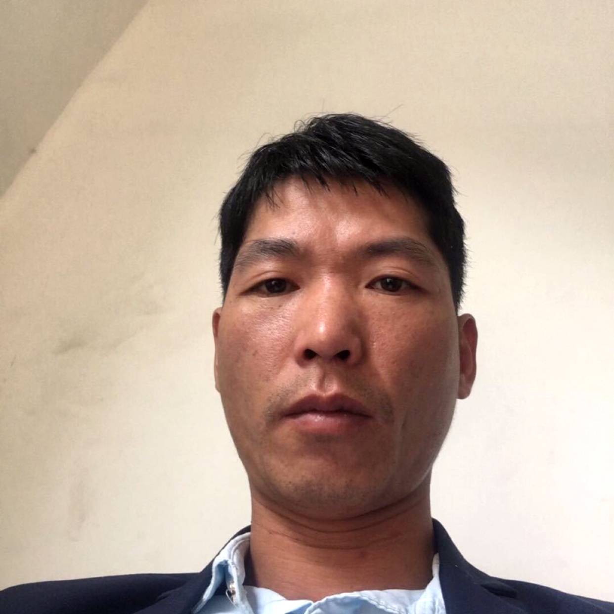 灵巧蹁跹百褶裙的照片