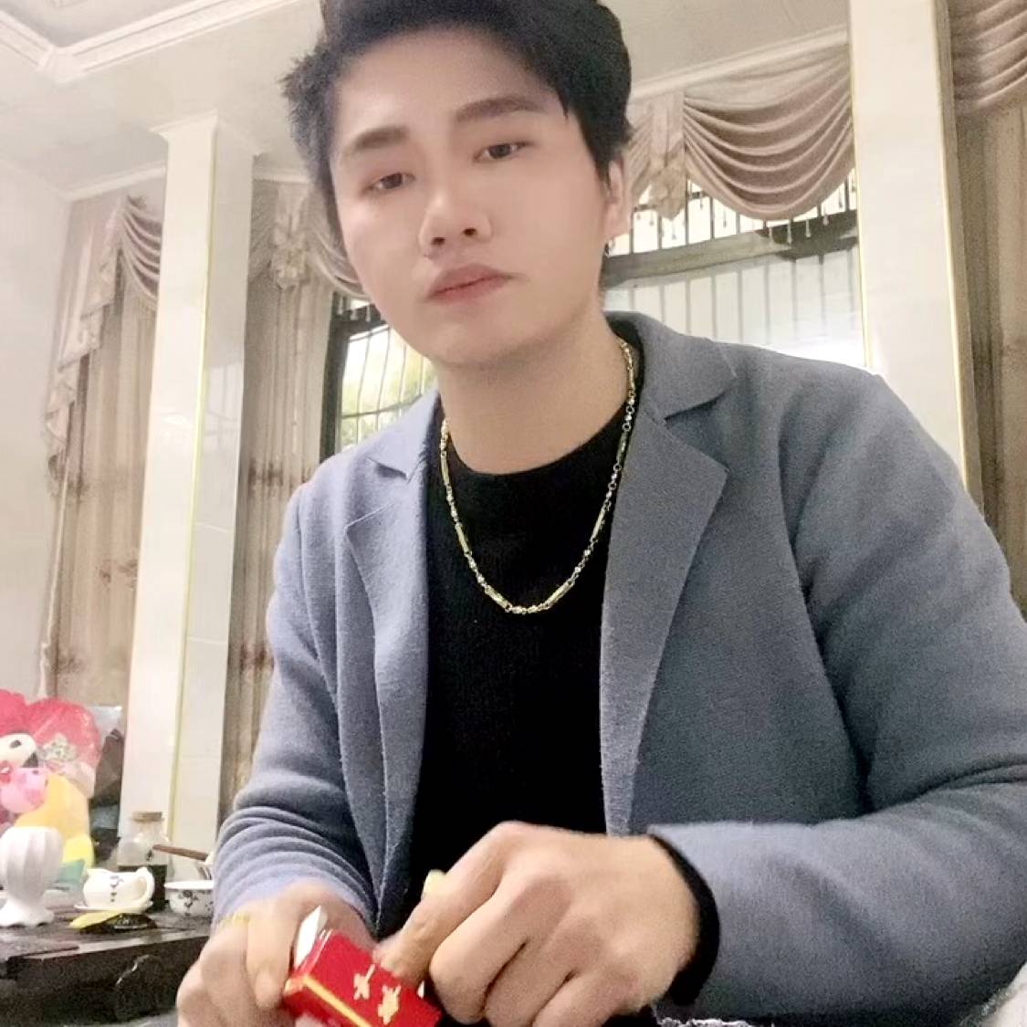生来傲骨怎能服输的照片