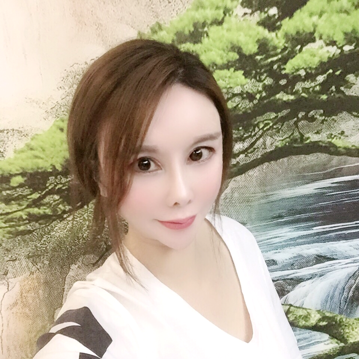 木槿何溪的照片