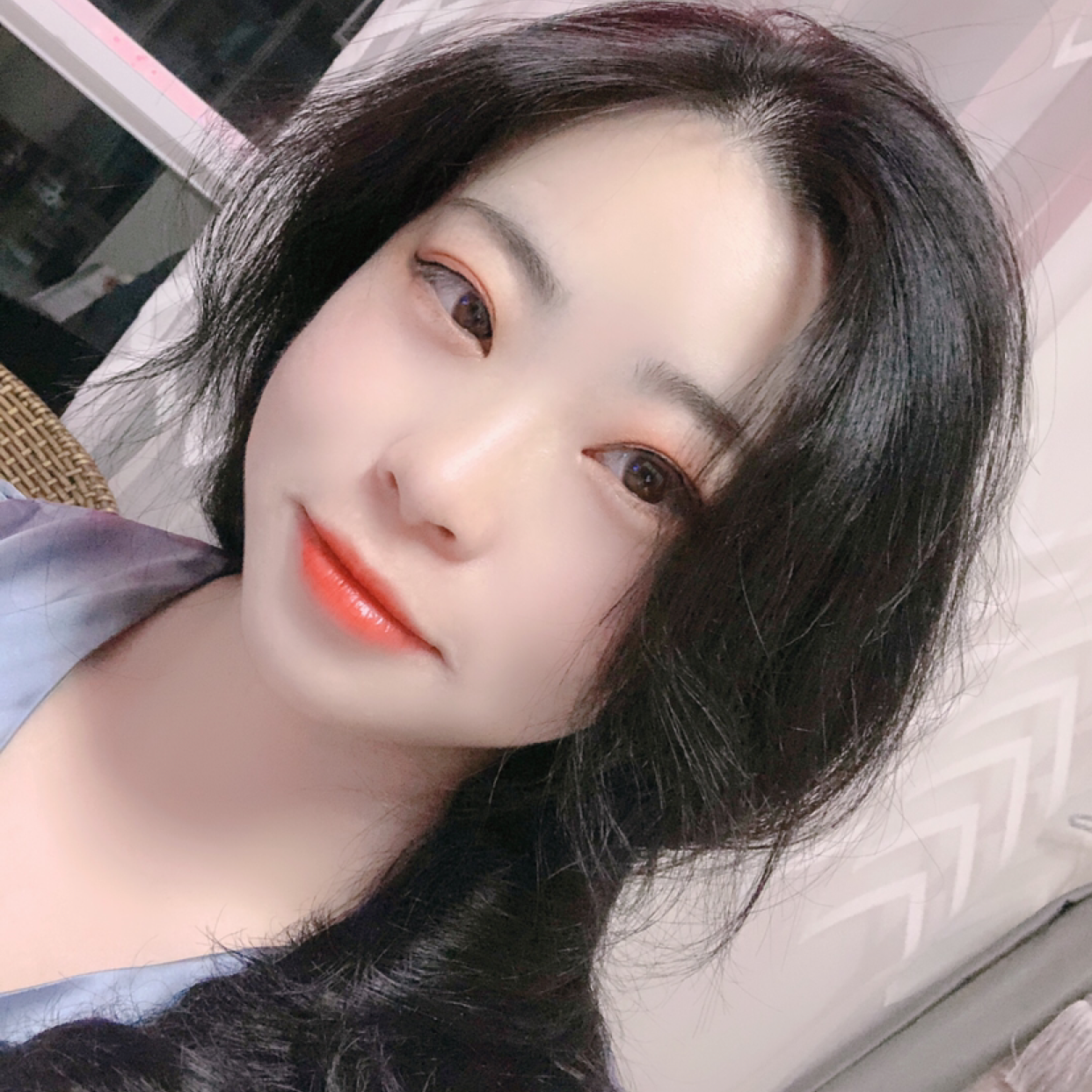 、R的照片