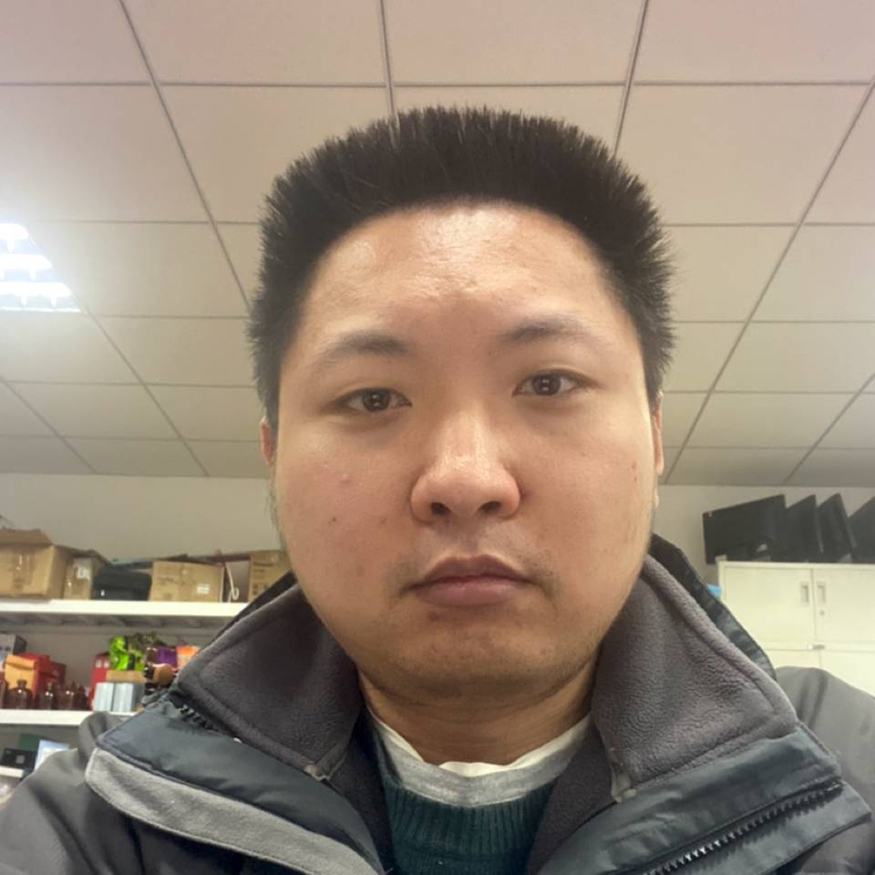 燕拾贰的照片