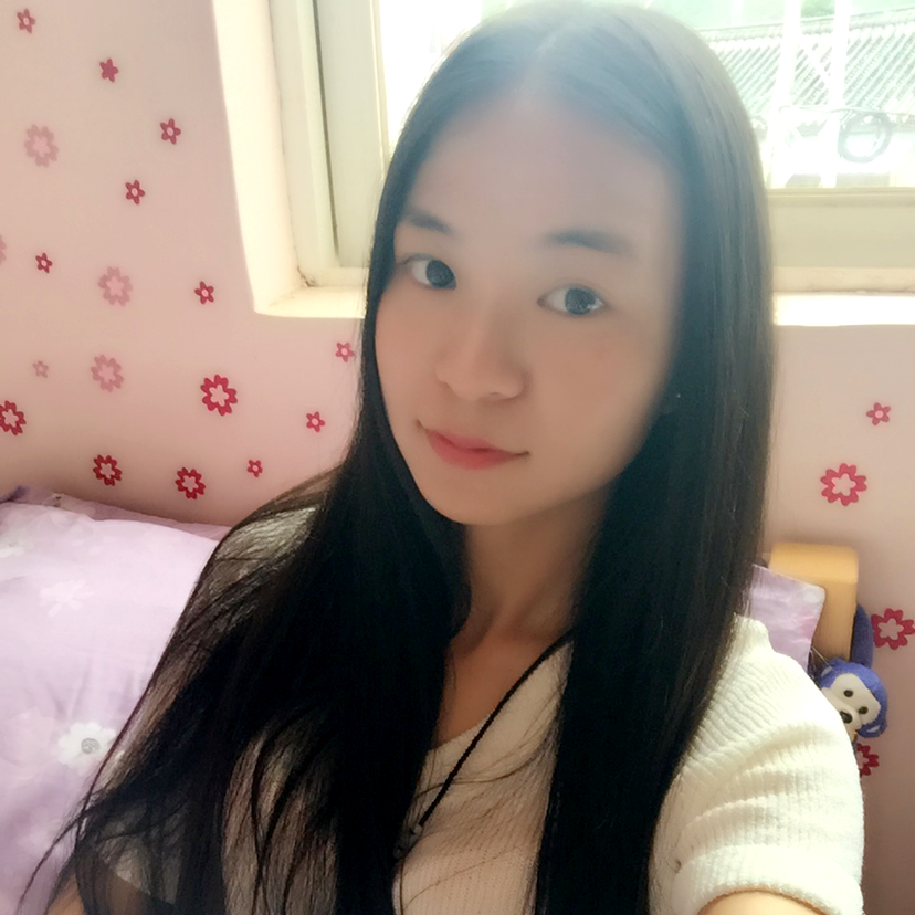 爱撒娇倾心草莓的照片