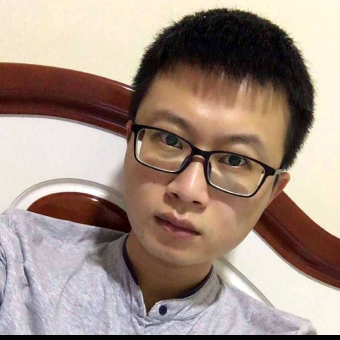 专注de沃利贝尔的照片