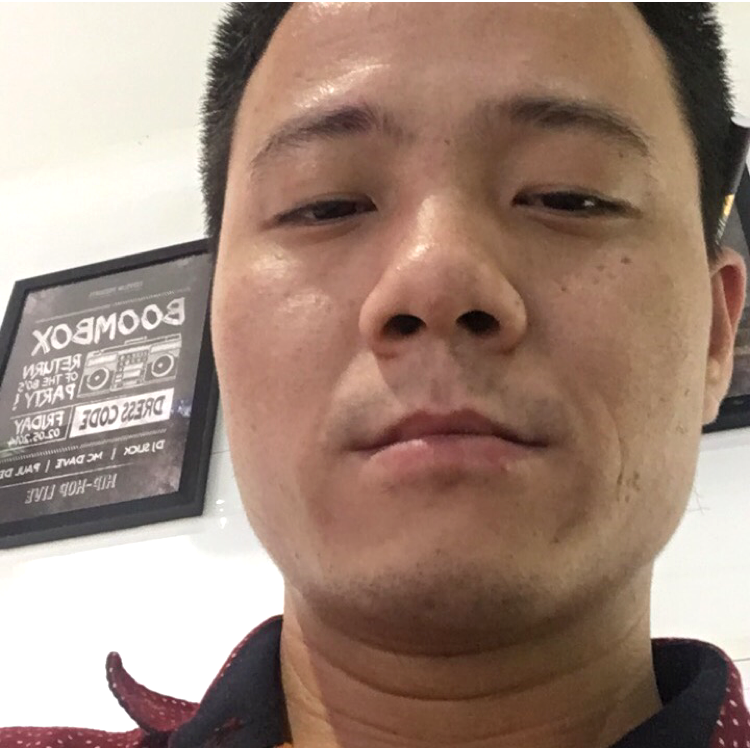 邱仲立的照片