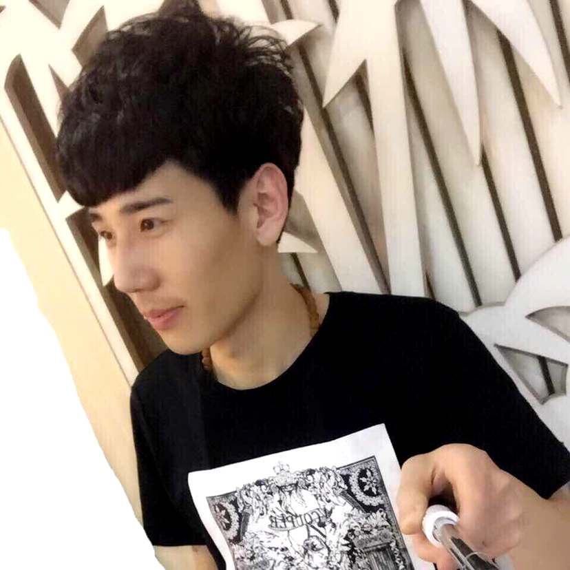 夏天宇灰的照片
