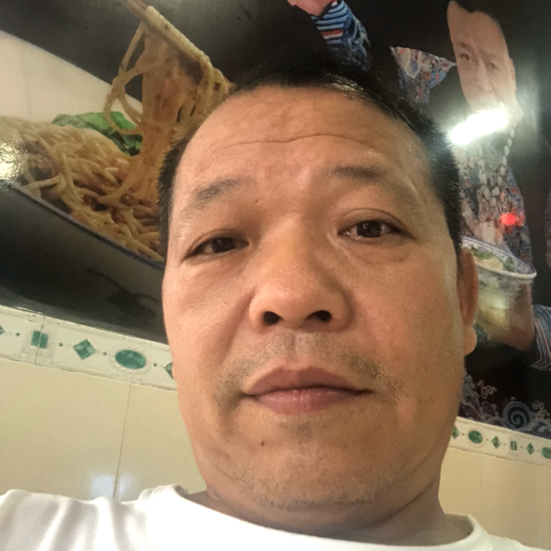 醉熏扯外套的照片