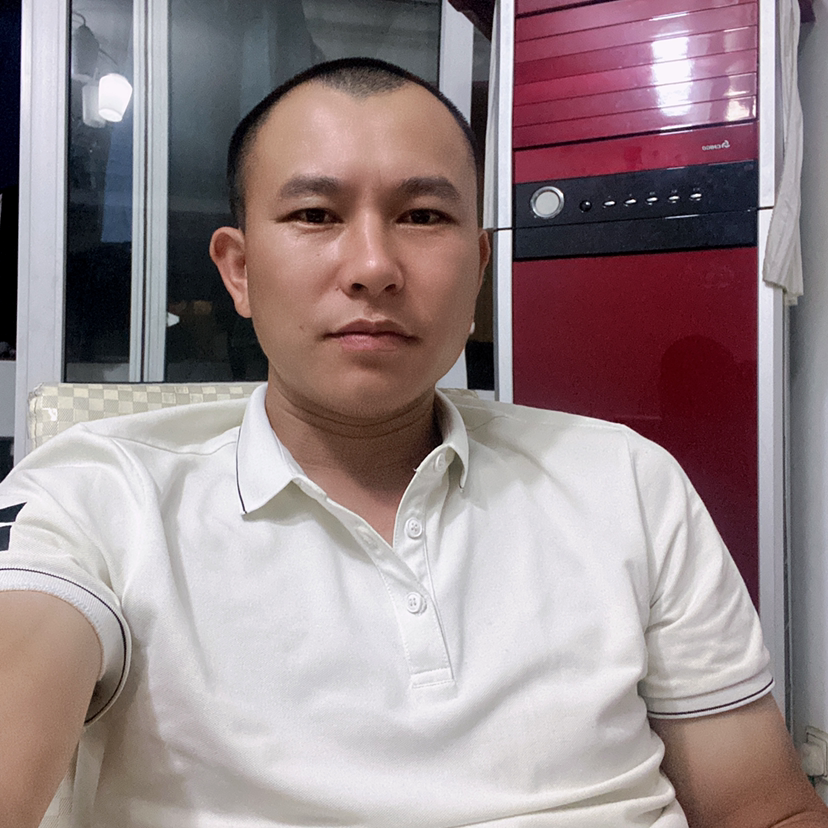 自信吃醋板凳的照片