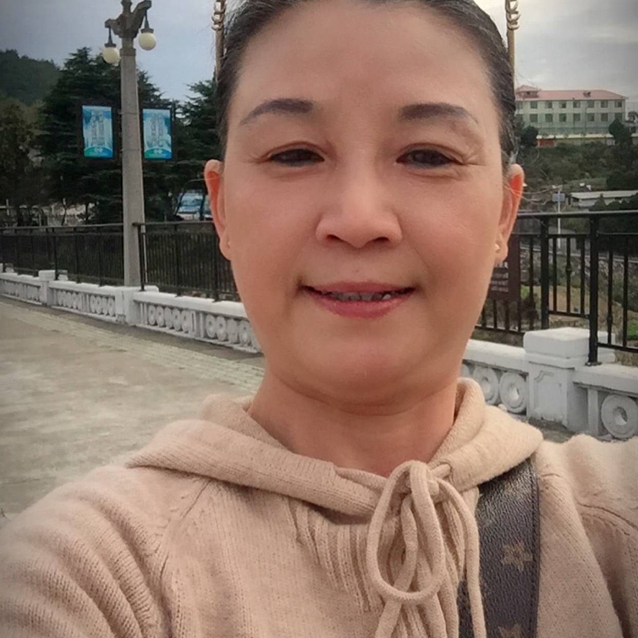 儒雅漫步天寂的照片