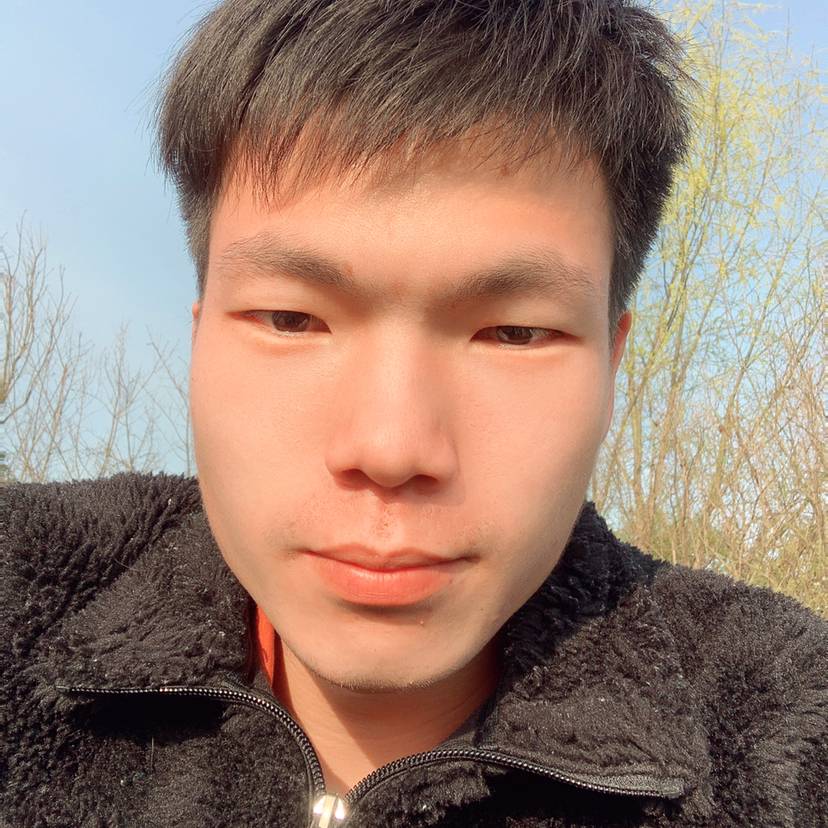 平淡看人的照片